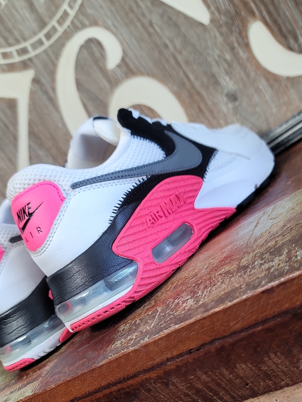 🔥 Nike Air Max Excee "Hyper Pink" Wmns 8 Great Condition, Fast Shipping - Picture 12 of 14